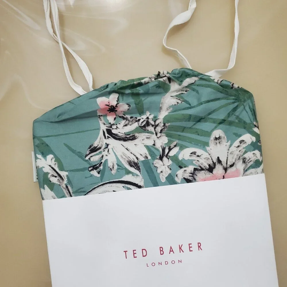 Ted Baker Kingdom Floral 100% Cotton 2 Piece Twin Duvet Cover Set